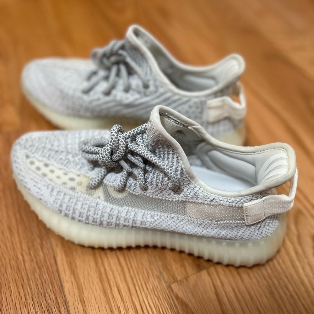 Yeezy boost 350 v2